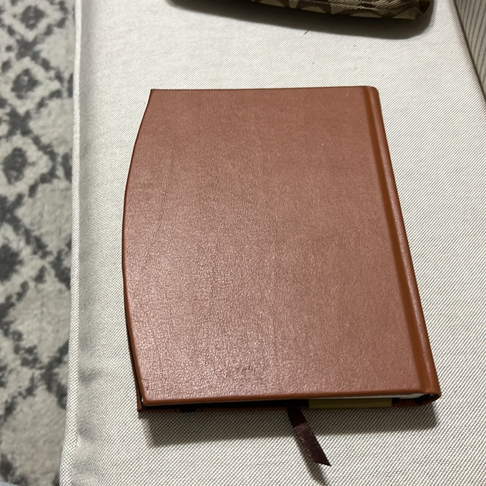 Leather journal.Unused.224 ruled pages.Just waiting for your words and thoughts! - Picture 5 of 6